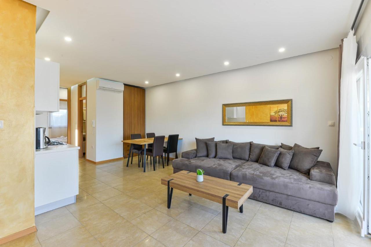 Modern Apartments Punta With Sea View- By Ta Leut Agency Privlaka  Εξωτερικό φωτογραφία